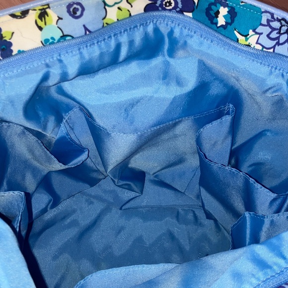Vera Bradley XL Floral Blue Tote Bag - Picture 4 of 7